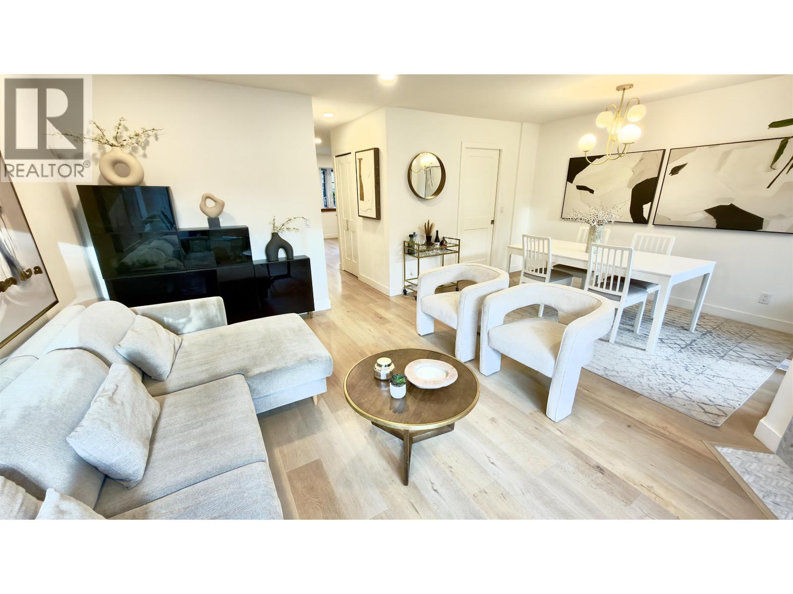 10 2118 Eastern Avenue, North Vancouver, British Columbia  V7L 3G3 - Photo 10 - R3105771