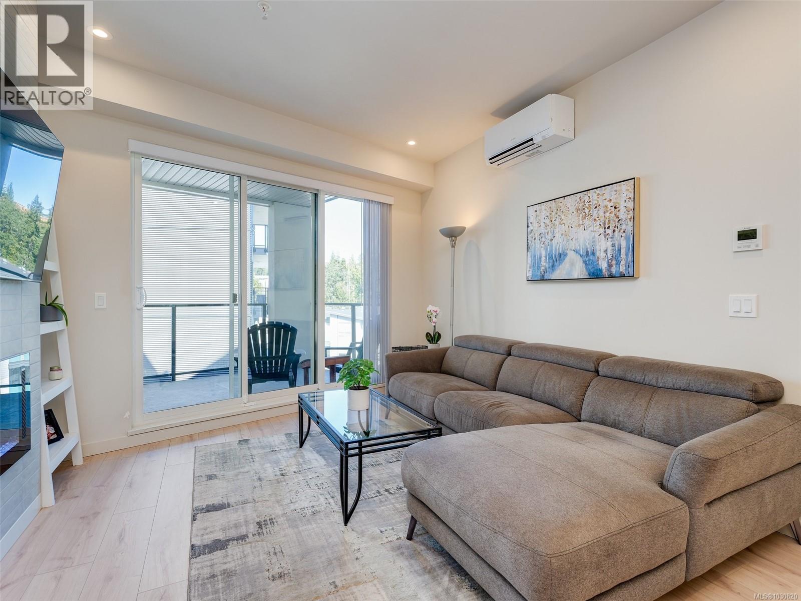 406 958 Pharoah Mews, Langford, British Columbia  V9B 7A1 - Photo 3 - 1030820