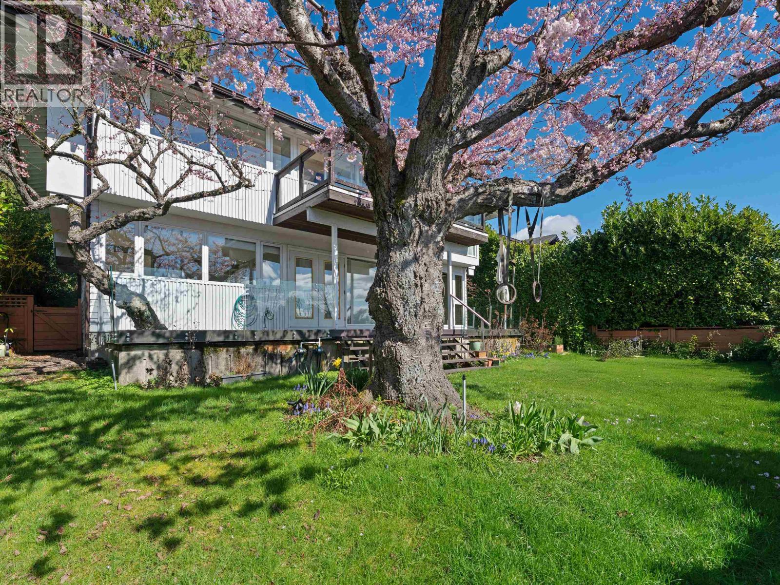 2220 Queens Avenue, West Vancouver, British Columbia  V7V 2Y3 - Photo 34 - R3106674