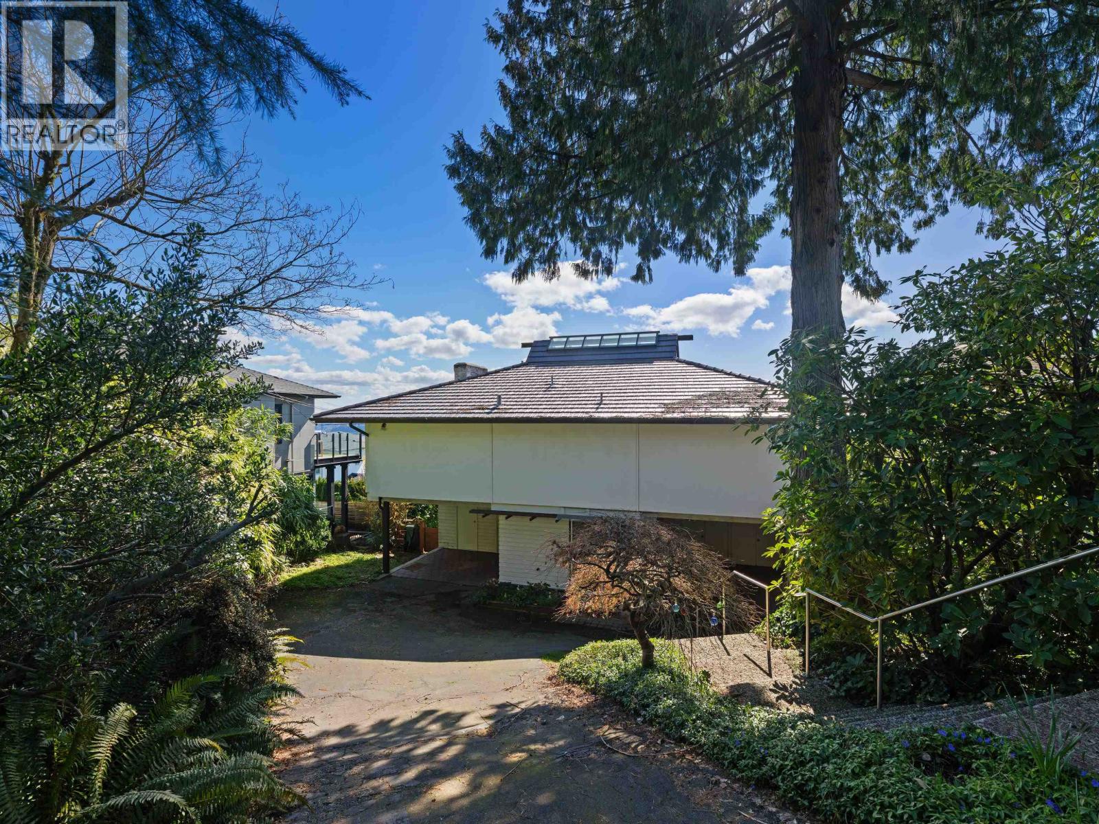 2220 Queens Avenue, West Vancouver, British Columbia  V7V 2Y3 - Photo 37 - R3106674