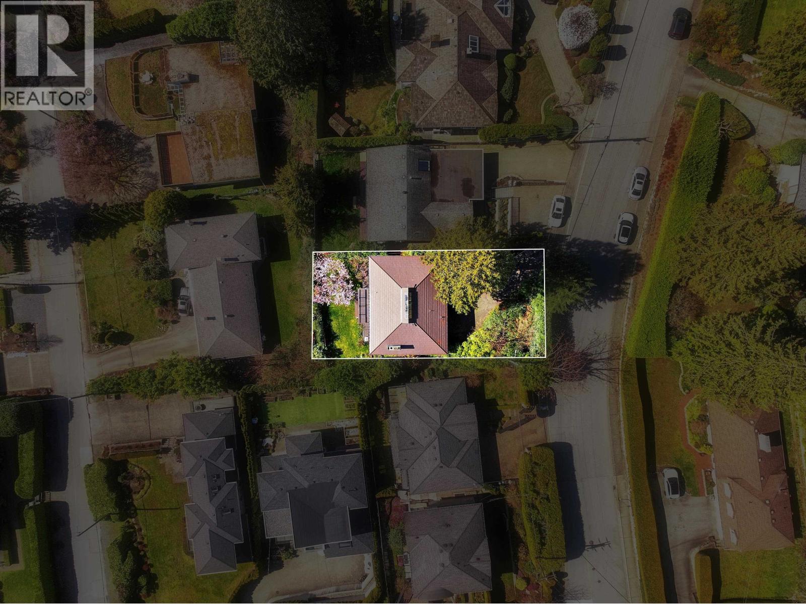 2220 Queens Avenue, West Vancouver, British Columbia  V7V 2Y3 - Photo 39 - R3106674