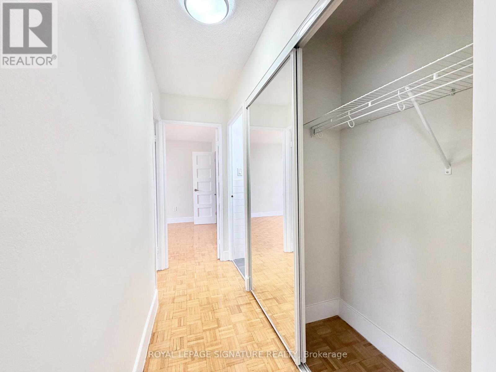 2003 - 666 Spadina Avenue, Toronto, Ontario  M5S 2H8 - Photo 11 - C12952816