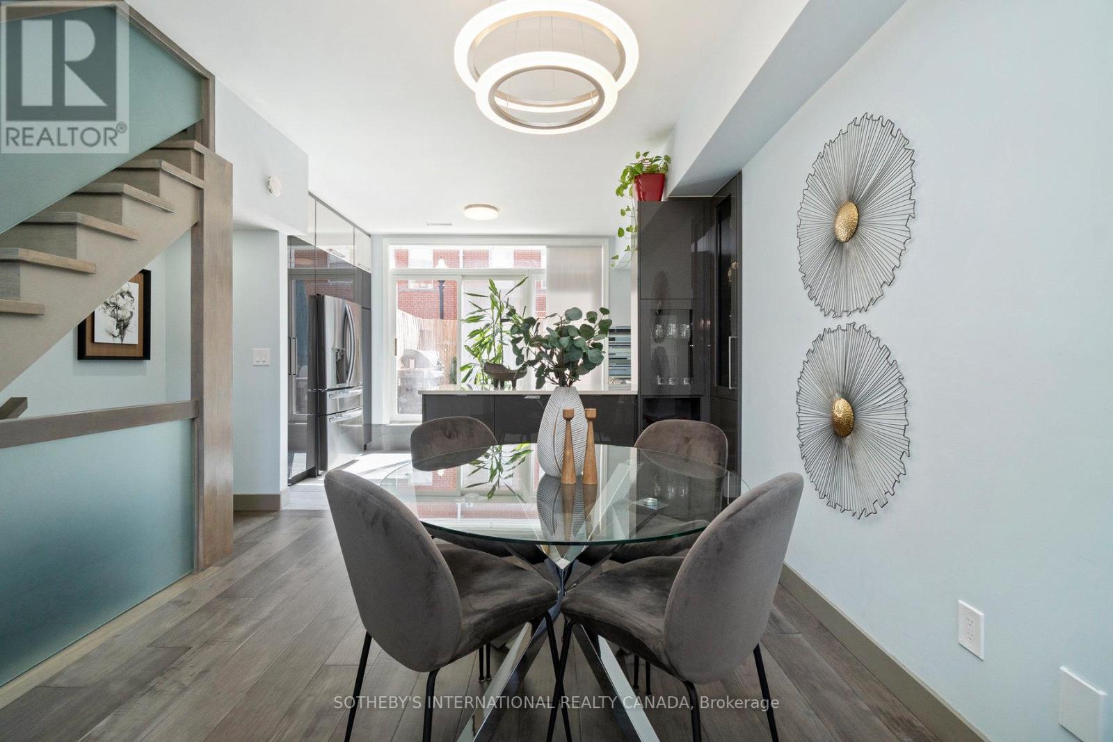 30 Michael Power Place, Toronto, Ontario  M9A 5G9 - Photo 10 - W12701306