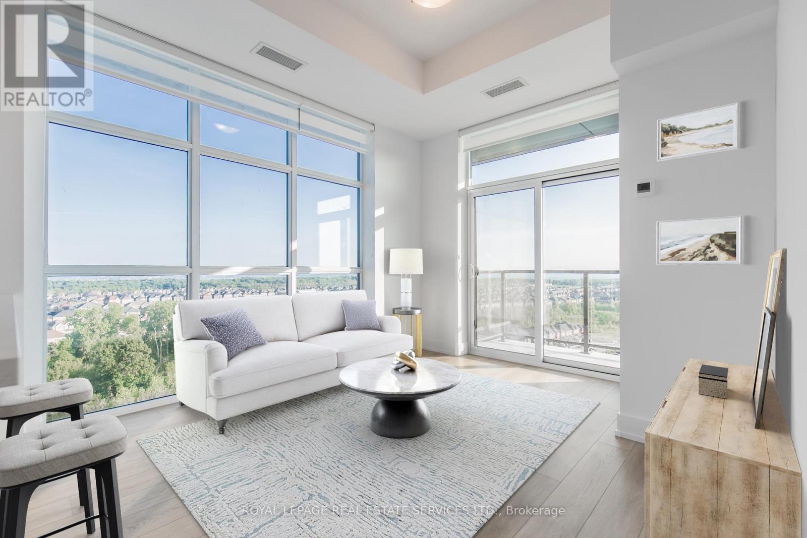 1211 - 470 Dundas Street E, Hamilton, Ontario  L8B 2A6 - Photo 2 - X12449272