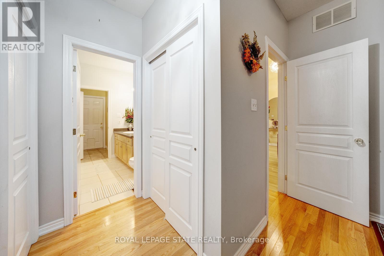 30 Conrad Place, Grimsby, Ontario  L3M 5S5 - Photo 20 - X12953416