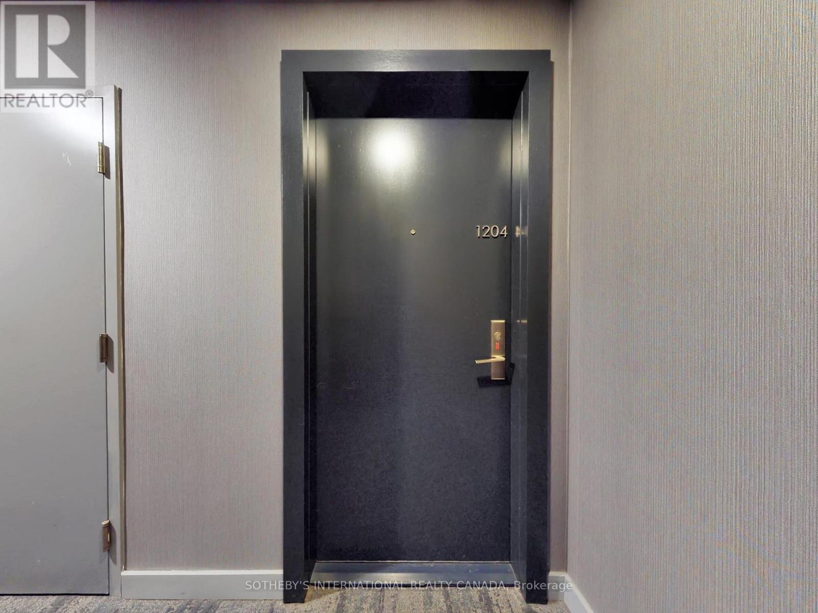 1204 - 95 Bathurst Street, Toronto, Ontario  M5V 0H7 - Photo 2 - C12954036