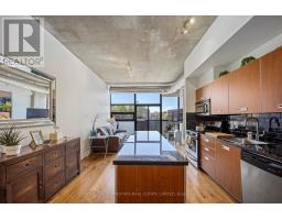 303 - 60 BATHURST STREET, Toronto, Ontario