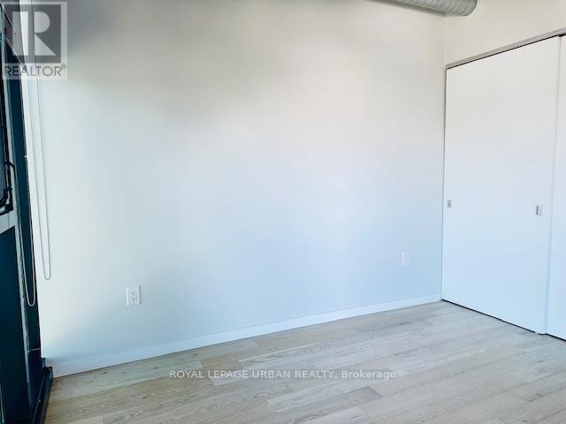 2705 - 170 Bayview Avenue, Toronto, Ontario  M5A 0M4 - Photo 12 - C12954048