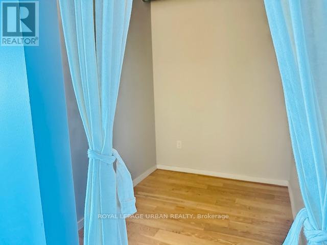 2705 - 170 Bayview Avenue, Toronto, Ontario  M5A 0M4 - Photo 14 - C12954048