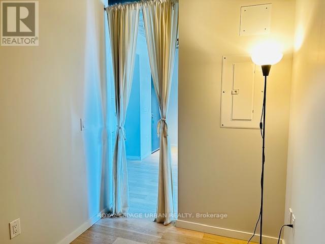 2705 - 170 Bayview Avenue, Toronto, Ontario  M5A 0M4 - Photo 15 - C12954048