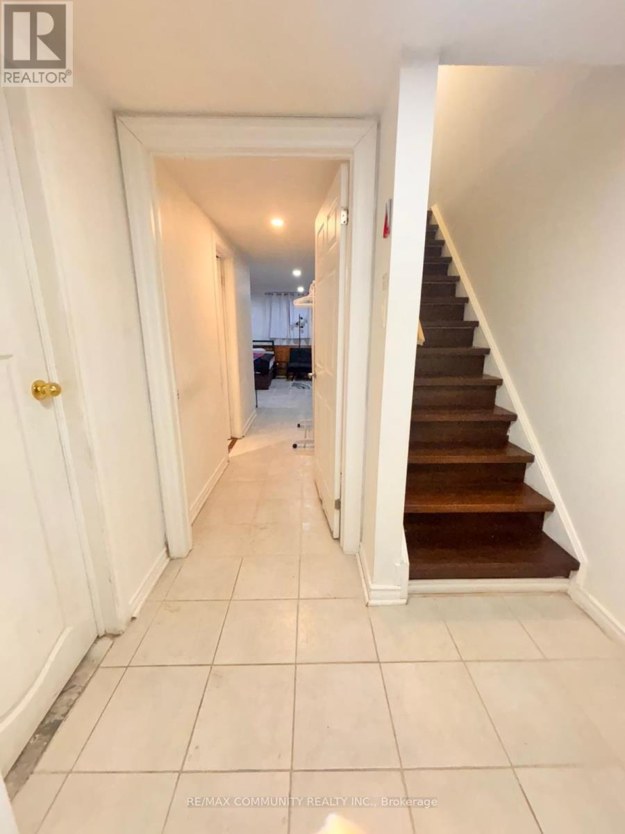 10 (Basement) - 537 Steeles Avenue W, Toronto, Ontario  M2M 3Y1 - Photo 8 - C12954094