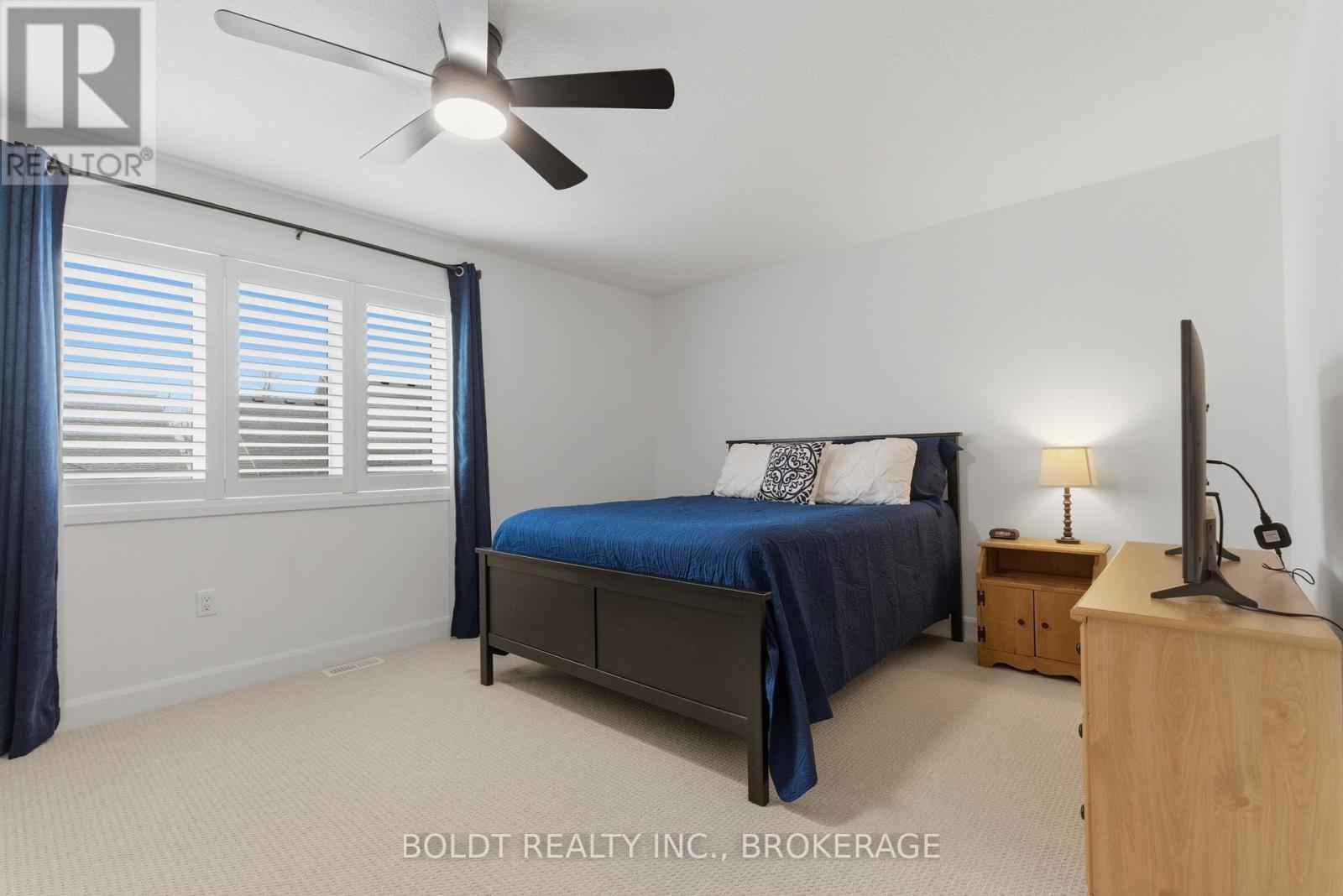 70 Beachwalk Crescent, Fort Erie, Ontario  L0S 1B0 - Photo 27 - X12953006