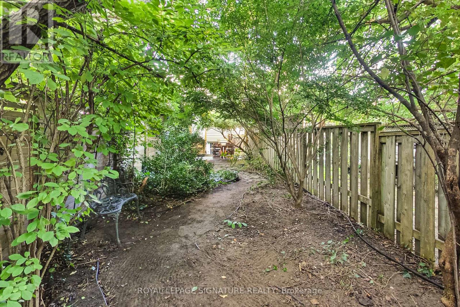 Lower - 6 King Edward Avenue, Toronto, Ontario  M4C 5J6 - Photo 14 - E12954086