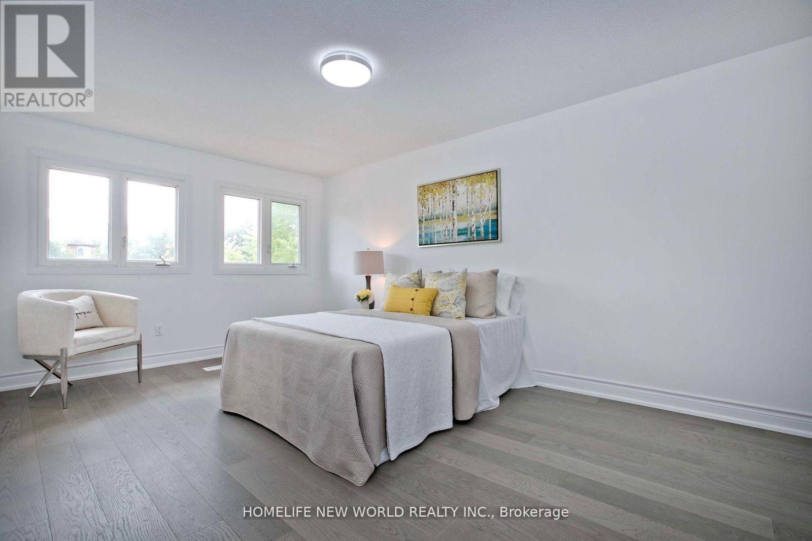 94 Weldrick Road E, Richmond Hill, Ontario  L4C 8T7 - Photo 24 - N12954052