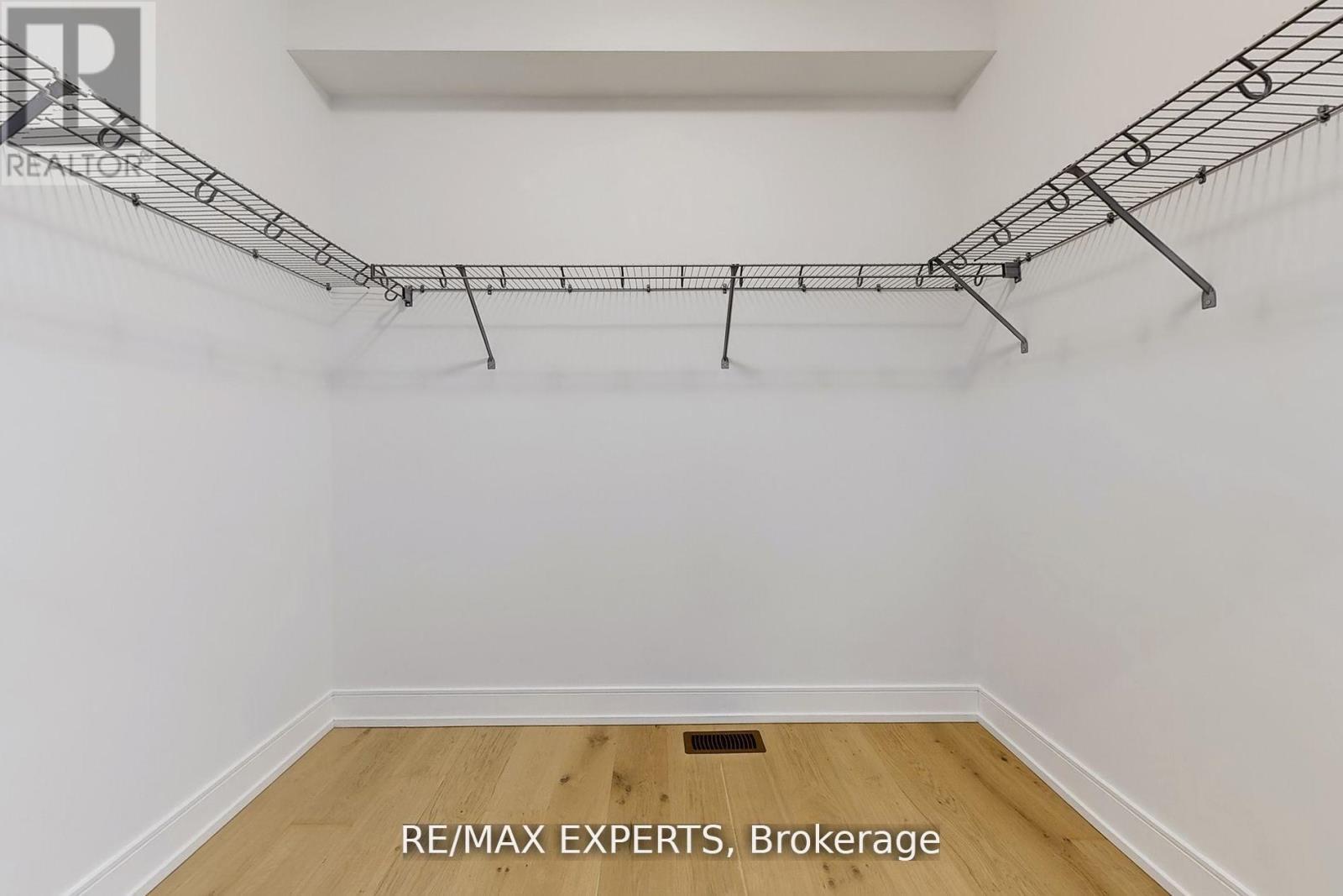 26 Night Sky Court, Richmond Hill, Ontario  L4C 2R4 - Photo 15 - N12954096