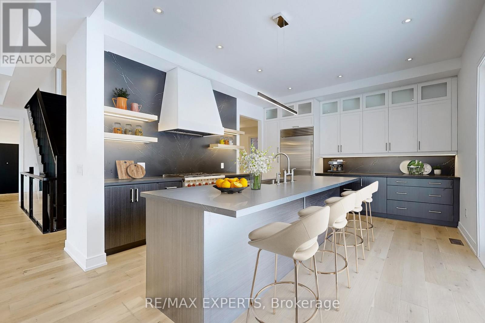 26 Night Sky Court, Richmond Hill, Ontario  L4C 2R4 - Photo 6 - N12954096