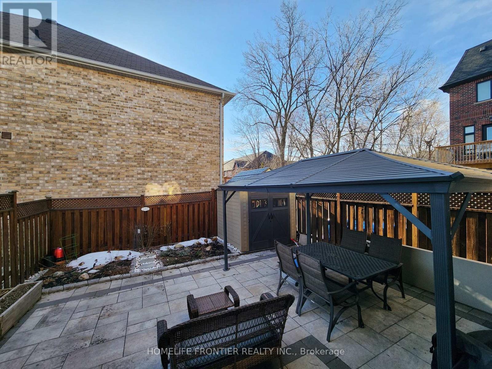 98 Merton Street, Richmond Hill, Ontario  L4E 0P2 - Photo 17 - N12954100