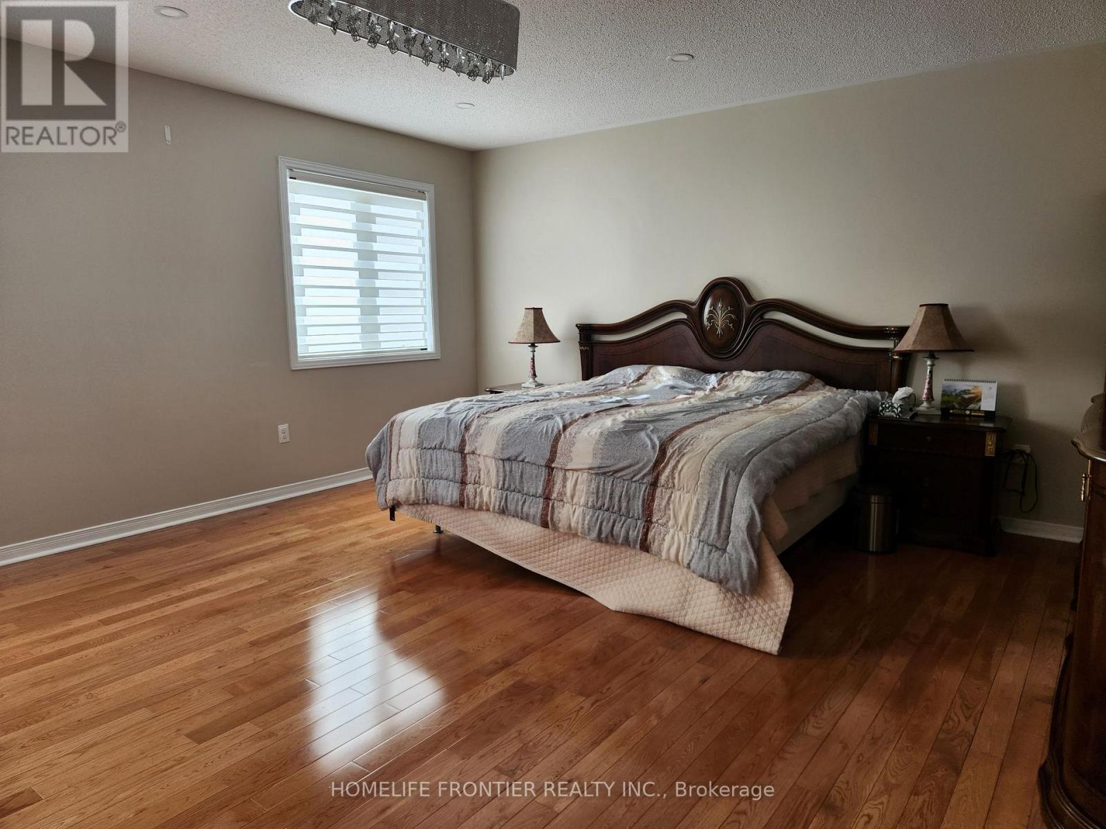 98 Merton Street, Richmond Hill, Ontario  L4E 0P2 - Photo 20 - N12954100