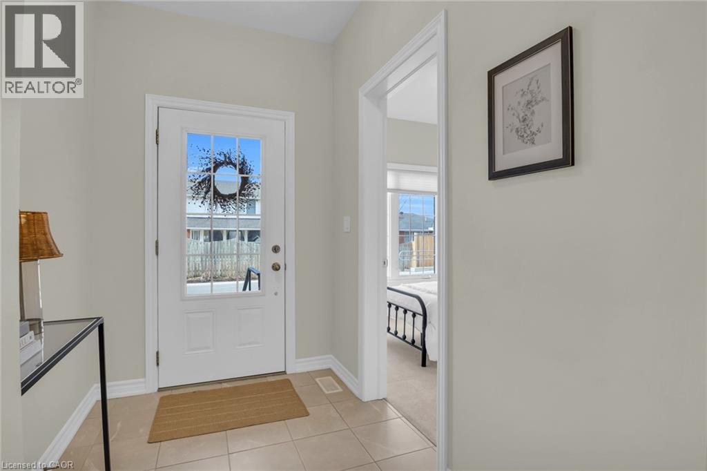 9 Braida Lane Unit# 17, Acton, Ontario  L7J 1P9 - Photo 5 - 40817216