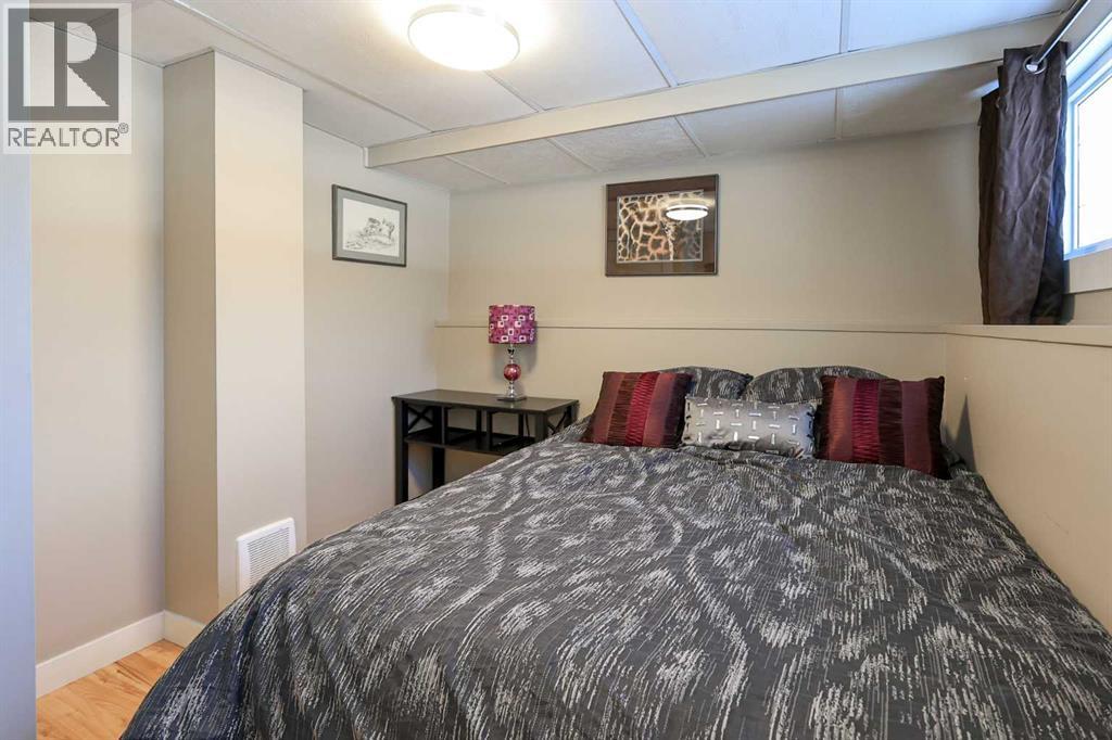 415 Barrett Drive, Red Deer, Alberta  T4R 1M2 - Photo 26 - A2298184