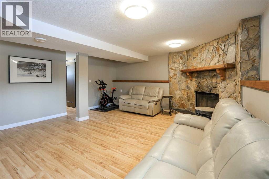 415 Barrett Drive, Red Deer, Alberta  T4R 1M2 - Photo 25 - A2298184