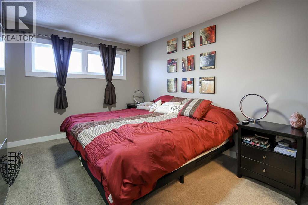 415 Barrett Drive, Red Deer, Alberta  T4R 1M2 - Photo 13 - A2298184