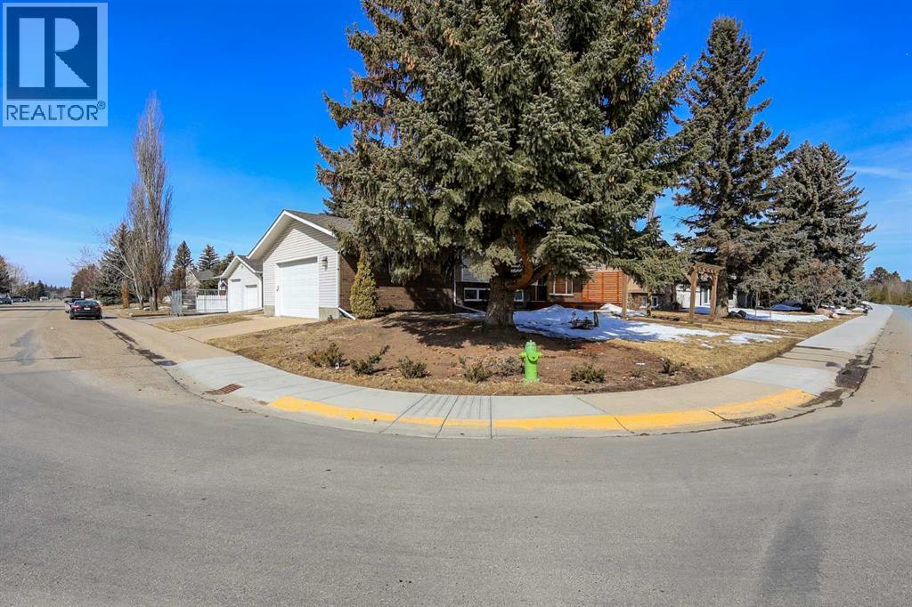 415 Barrett Drive, Red Deer, Alberta  T4R 1M2 - Photo 49 - A2298184