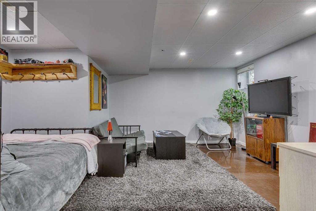 199 Everglen Way SW, Calgary, Alberta  T2Y 5G1 - Photo 30 - A2286245