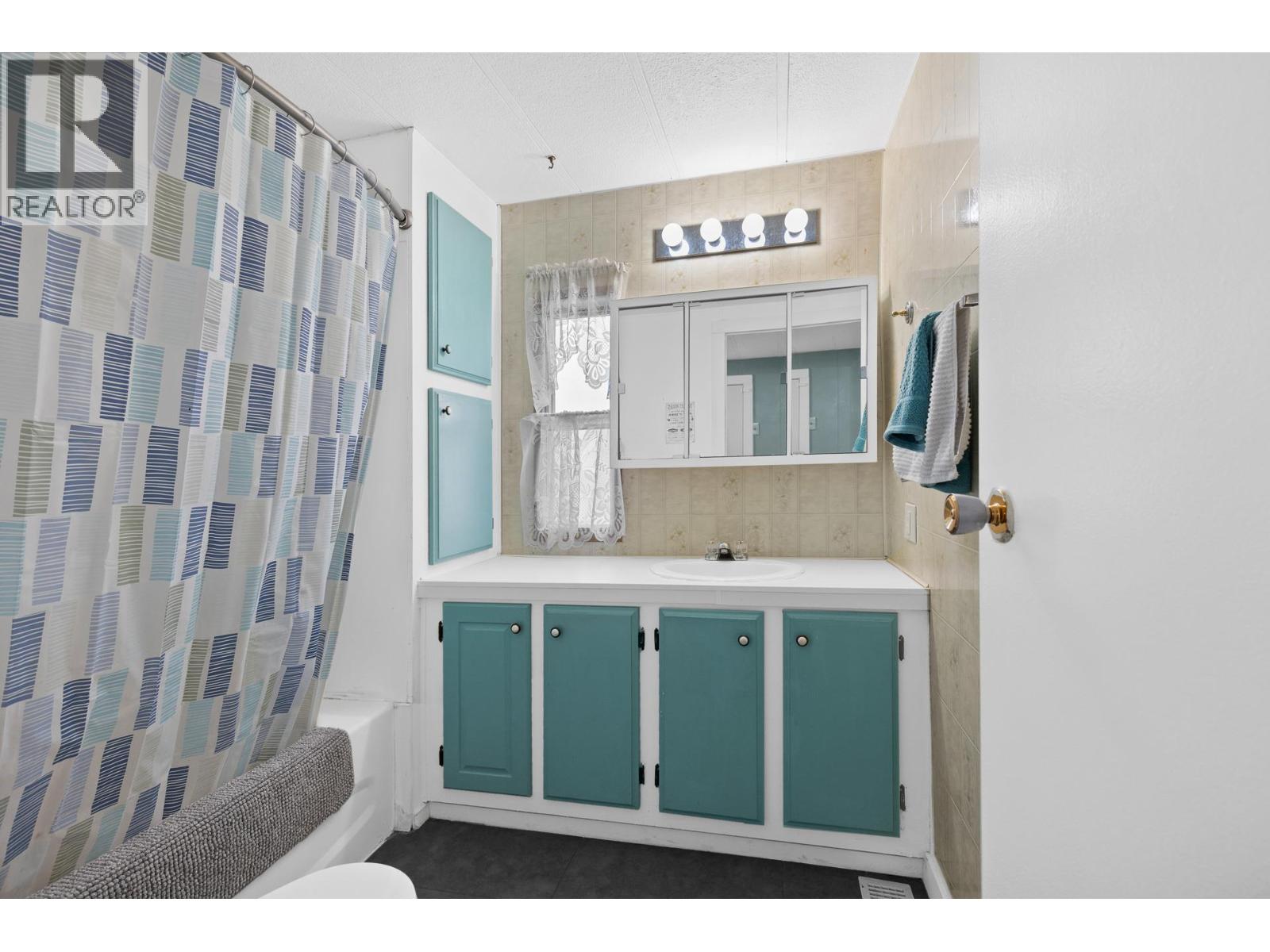 4505 Mclean Creek Road Unit# D21, Okanagan Falls, British Columbia  V0H 1R1 - Photo 35 - 10370369