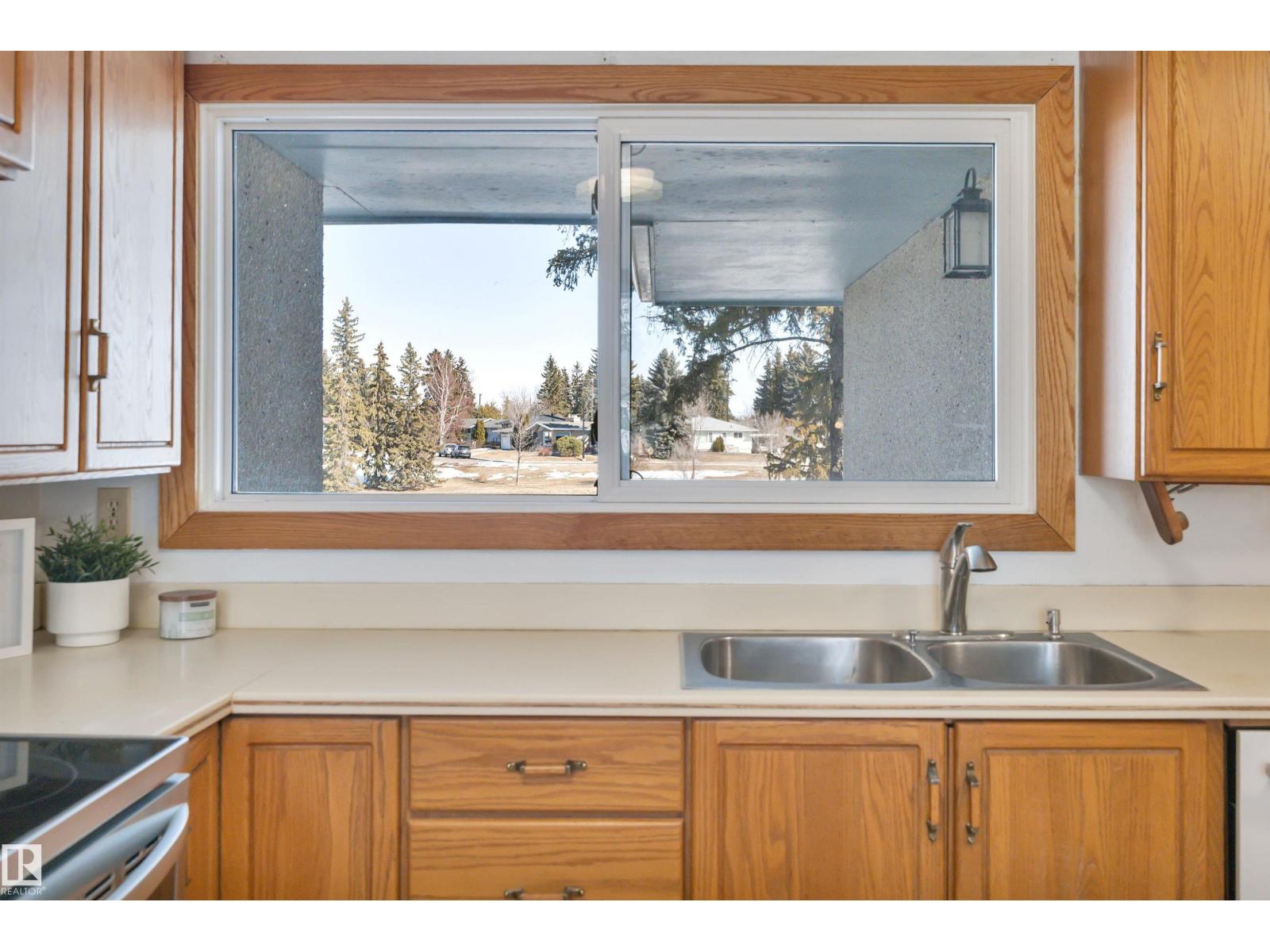 6608 84 St Nw, Edmonton, Alberta  T6E 2W9 - Photo 17 - E4480442