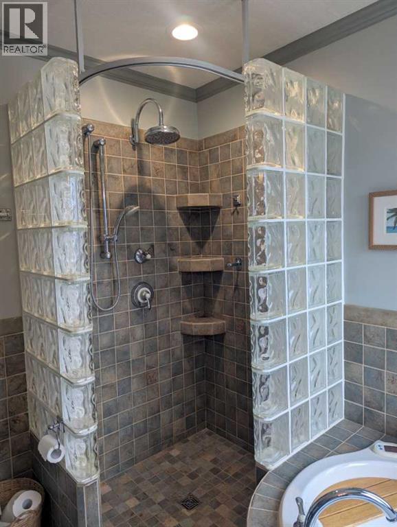 4824 53 Avenue, Whitecourt, Alberta  T7S 1A2 - Photo 9 - A2292657