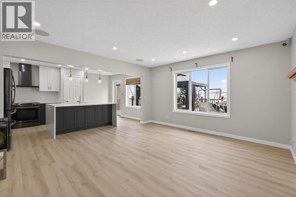 31 Bridlecrest Street Sw, Calgary, Alberta  T2Y 4Y5 - Photo 10 - A2293434