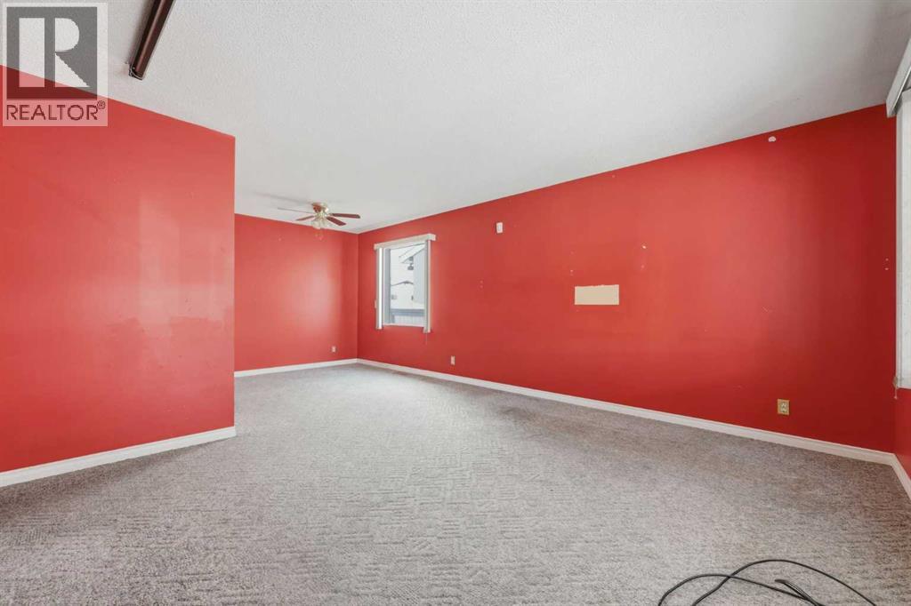 4911 Marcombe Road NE, Calgary, Alberta  T2A 3G4 - Photo 10 - A2297127