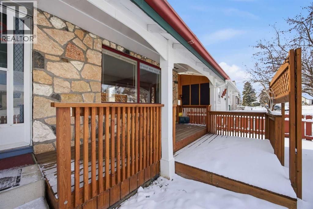 4911 Marcombe Road NE, Calgary, Alberta  T2A 3G4 - Photo 3 - A2297127