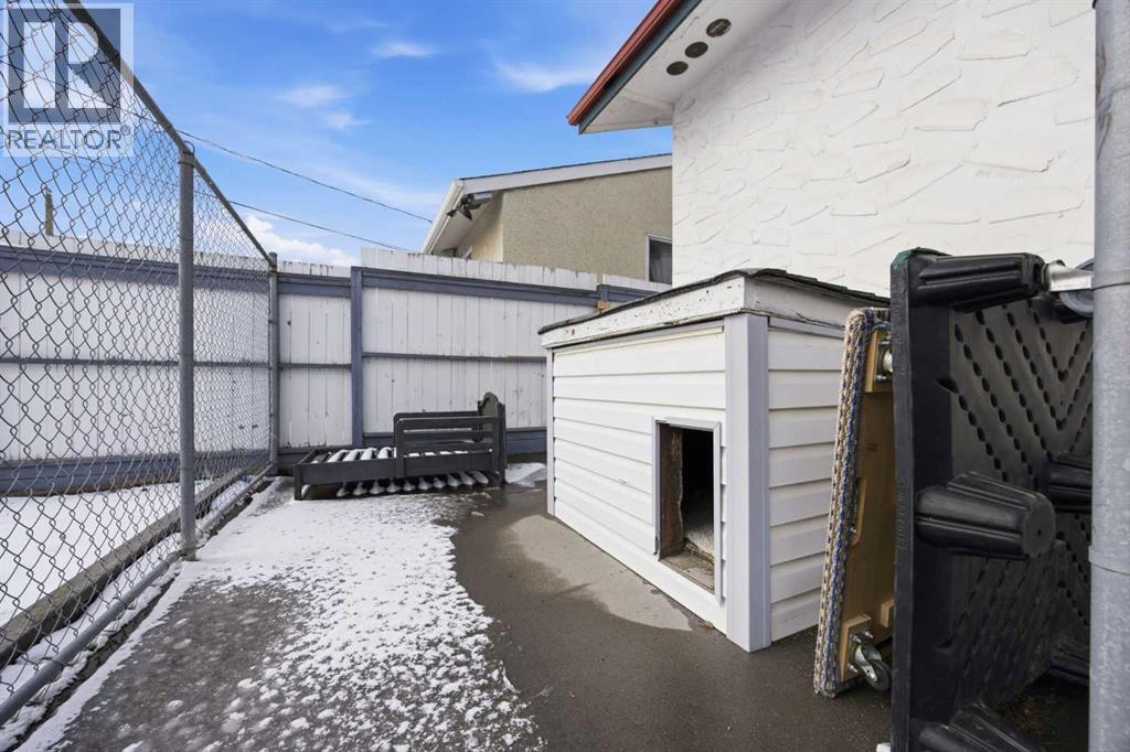 4911 Marcombe Road NE, Calgary, Alberta  T2A 3G4 - Photo 38 - A2297127