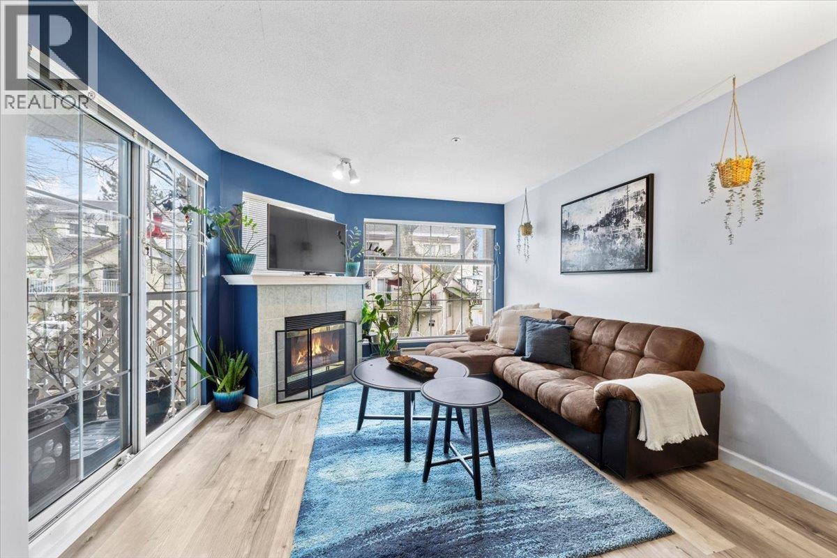 215 2678 Dixon Street, Port Coquitlam, British Columbia  V3C 6L7 - Photo 2 - R3106506