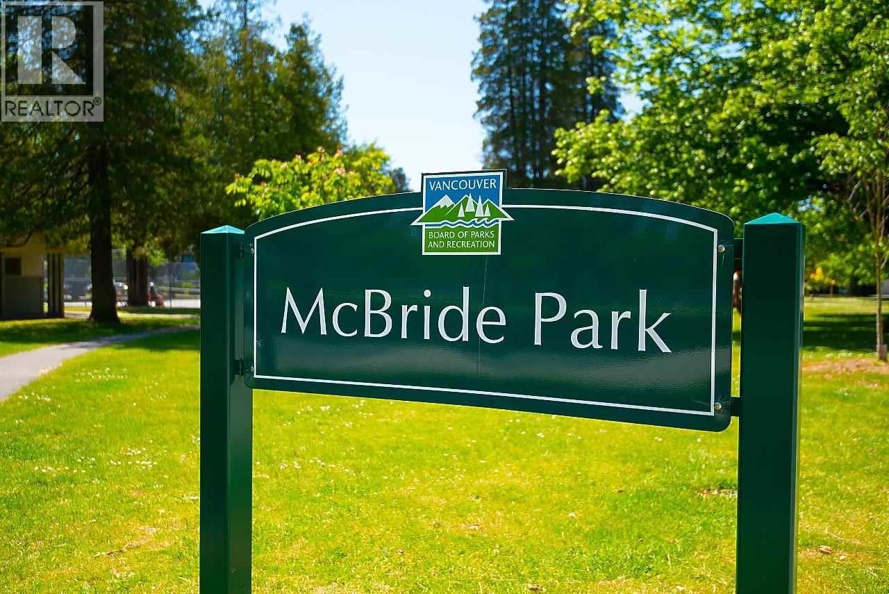 201 3290 W 4th Avenue, Vancouver, British Columbia  V6K 1R9 - Photo 33 - R3106563