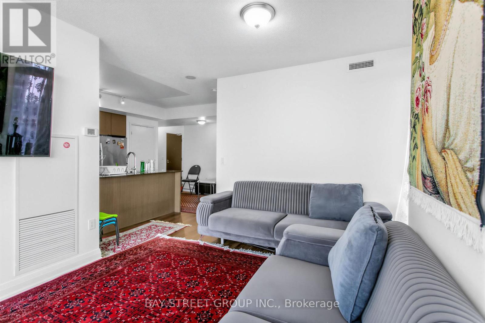 1910 - 9 Valhalla Inn Road, Toronto, Ontario  M9B 0B2 - Photo 14 - W12954040