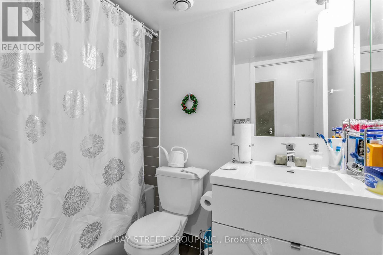 1910 - 9 Valhalla Inn Road, Toronto, Ontario  M9B 0B2 - Photo 23 - W12954040