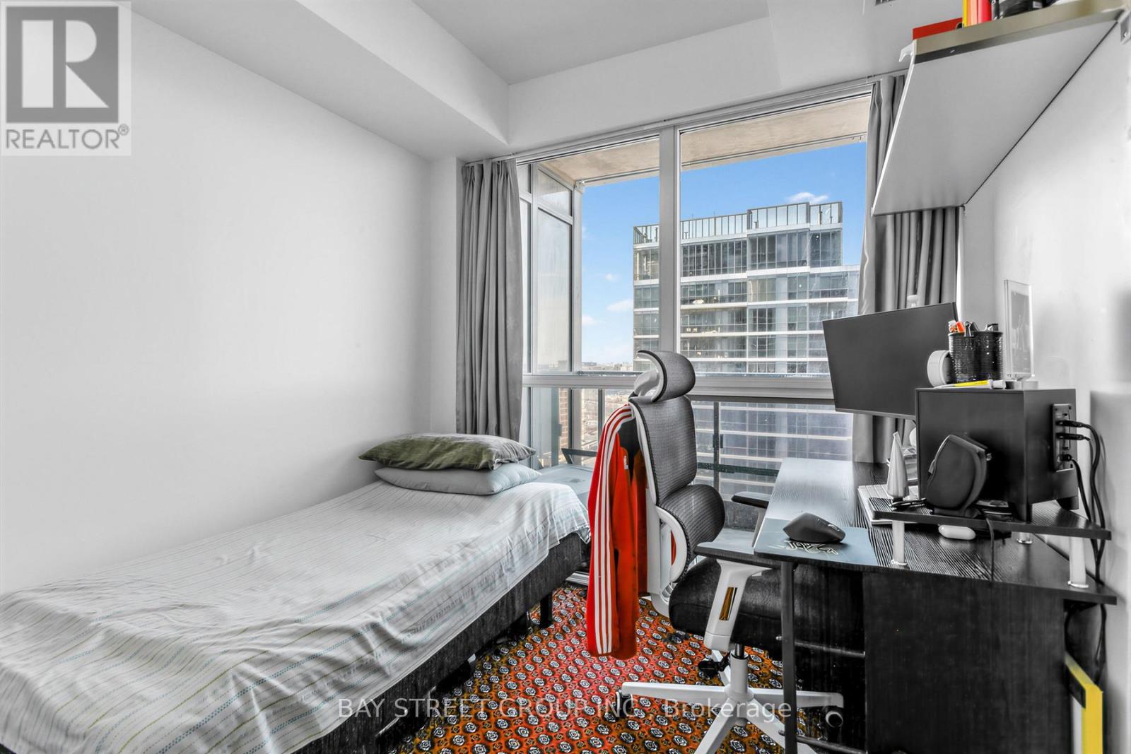 1910 - 9 Valhalla Inn Road, Toronto, Ontario  M9B 0B2 - Photo 7 - W12954040