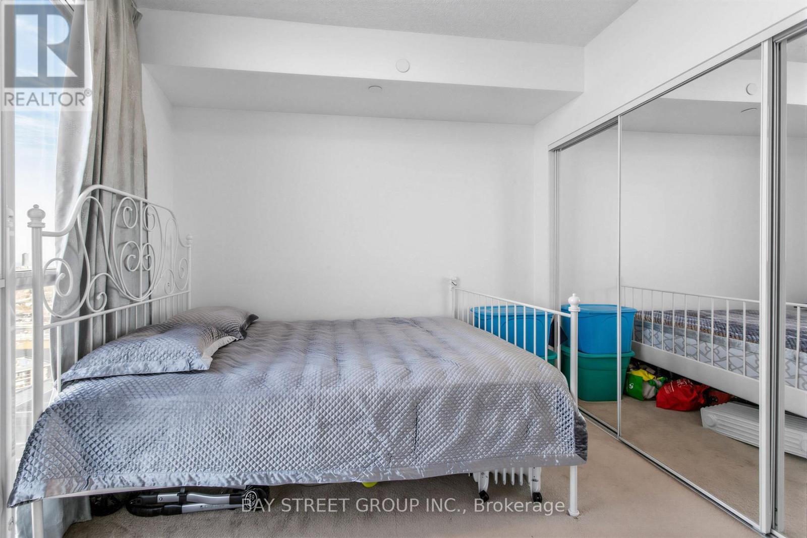 1910 - 9 Valhalla Inn Road, Toronto, Ontario  M9B 0B2 - Photo 9 - W12954040