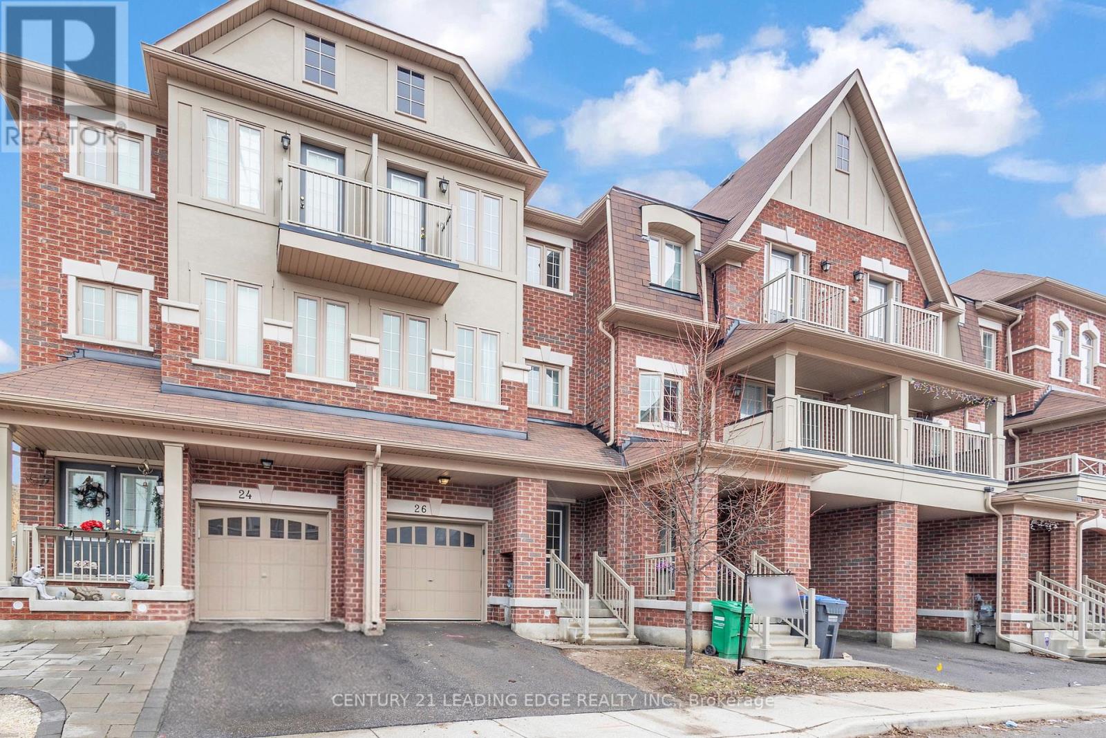 26 Shiff Crescent, Brampton, Ontario  L6Z 0H5 - Photo 2 - W12954058