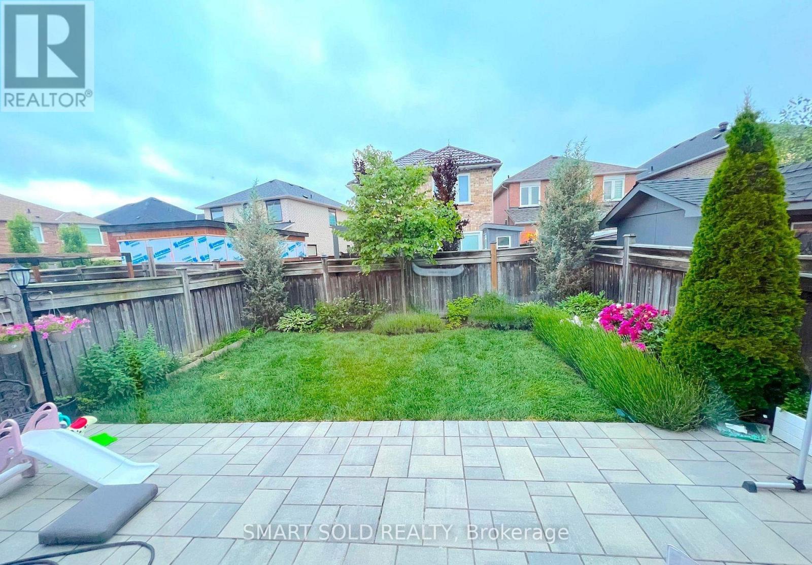 12 Lismer Crescent, Caledon, Ontario  L7E 2L9 - Photo 30 - W12954074