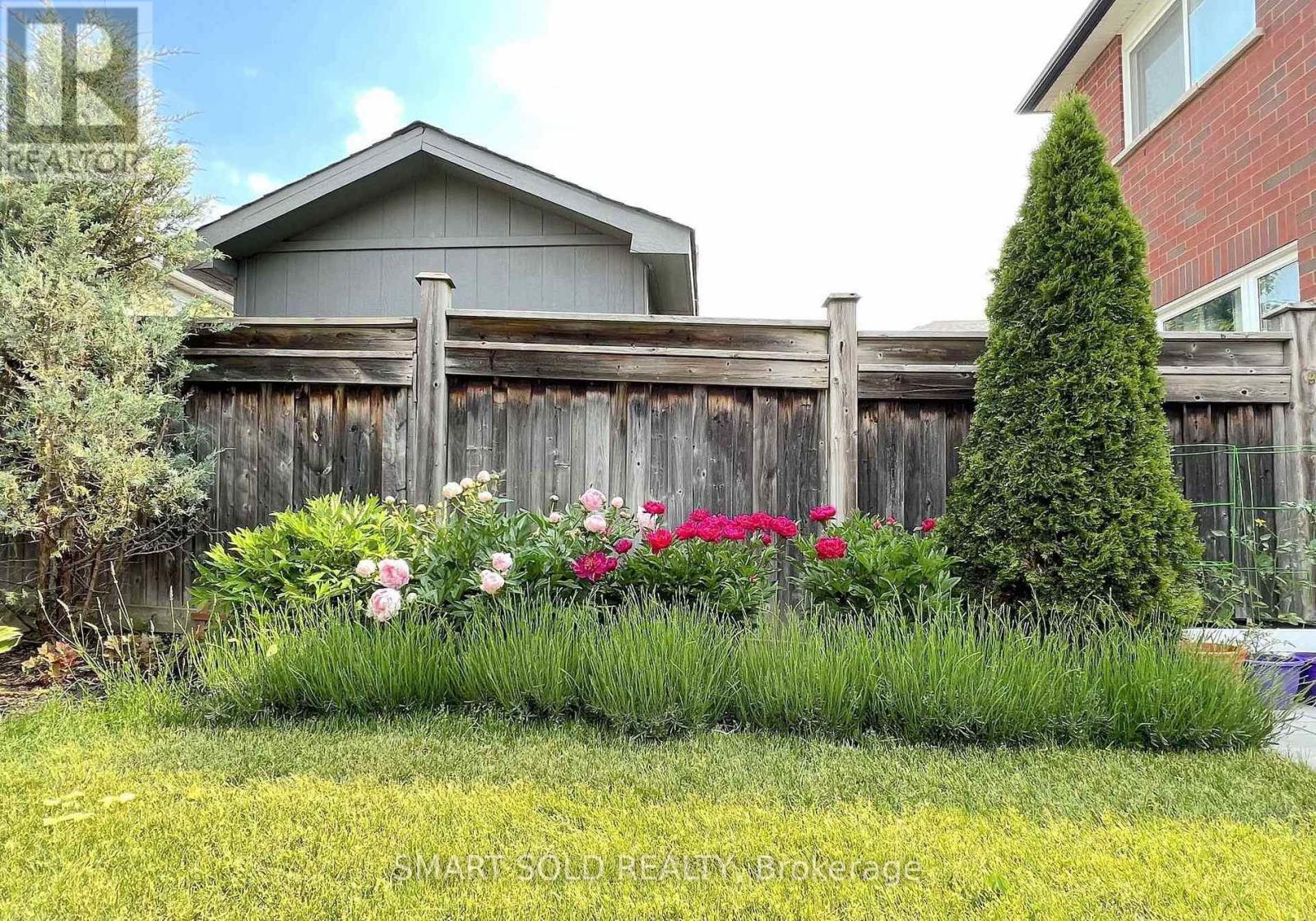 12 Lismer Crescent, Caledon, Ontario  L7E 2L9 - Photo 32 - W12954074