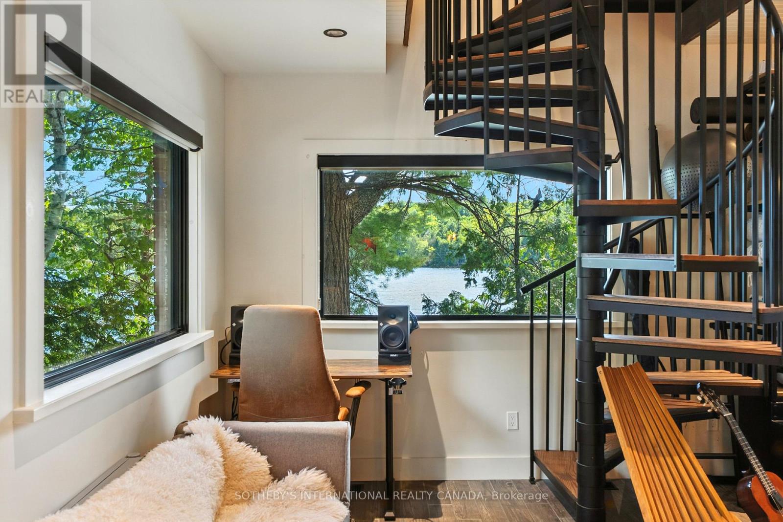 1023 Mccabe Road, Lake Of Bays, Ontario  P0B 1A0 - Photo 4 - X12954054