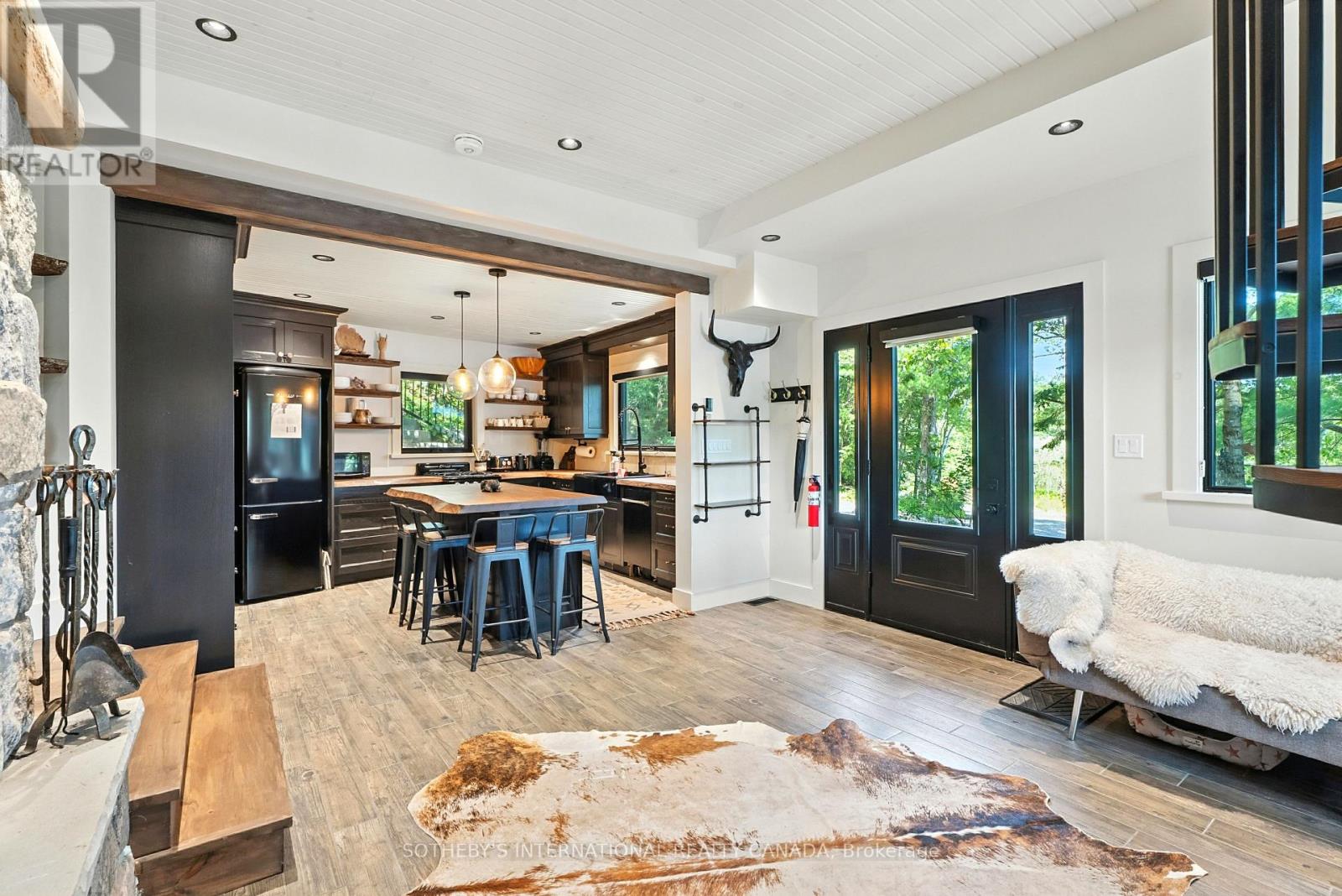 1023 Mccabe Road, Lake Of Bays, Ontario  P0B 1A0 - Photo 7 - X12954054