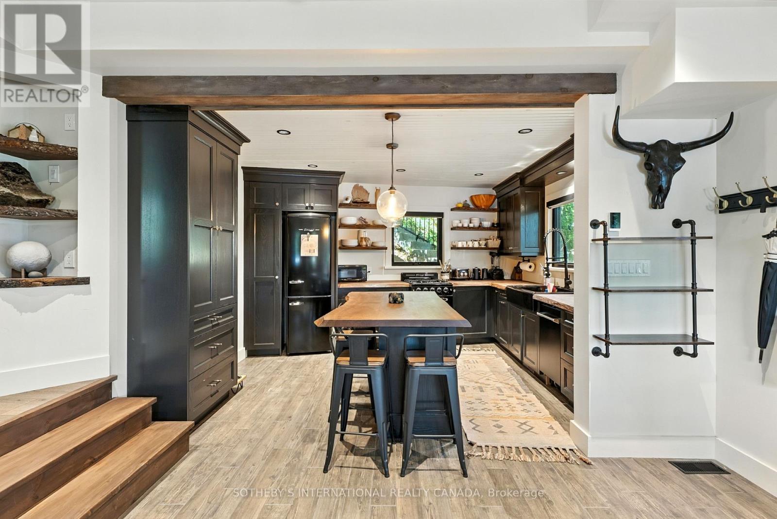 1023 Mccabe Road, Lake Of Bays, Ontario  P0B 1A0 - Photo 8 - X12954054