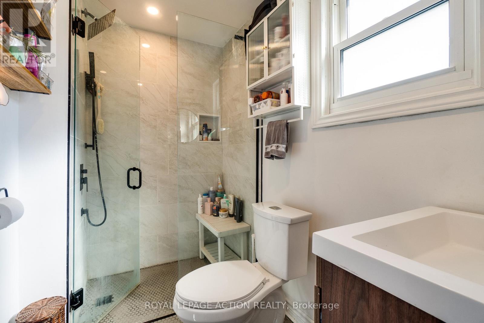 17 Drummond Street, Brantford, Ontario  N3S 5Z2 - Photo 10 - X12954090