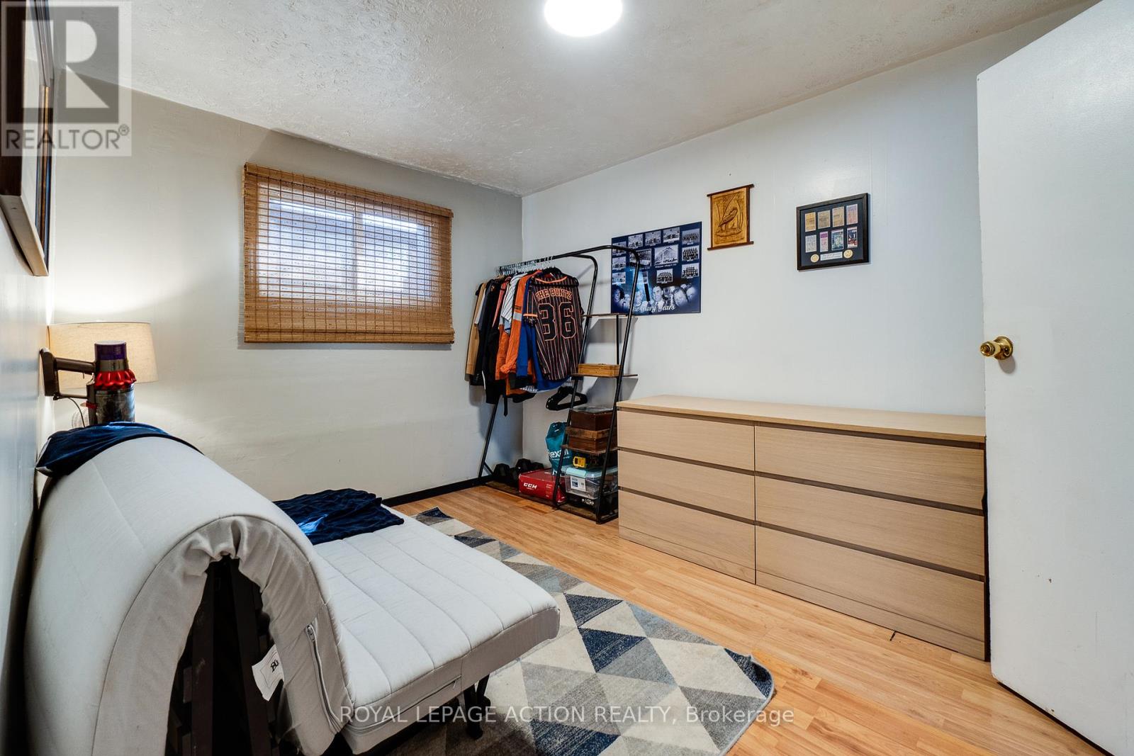 17 Drummond Street, Brantford, Ontario  N3S 5Z2 - Photo 8 - X12954090