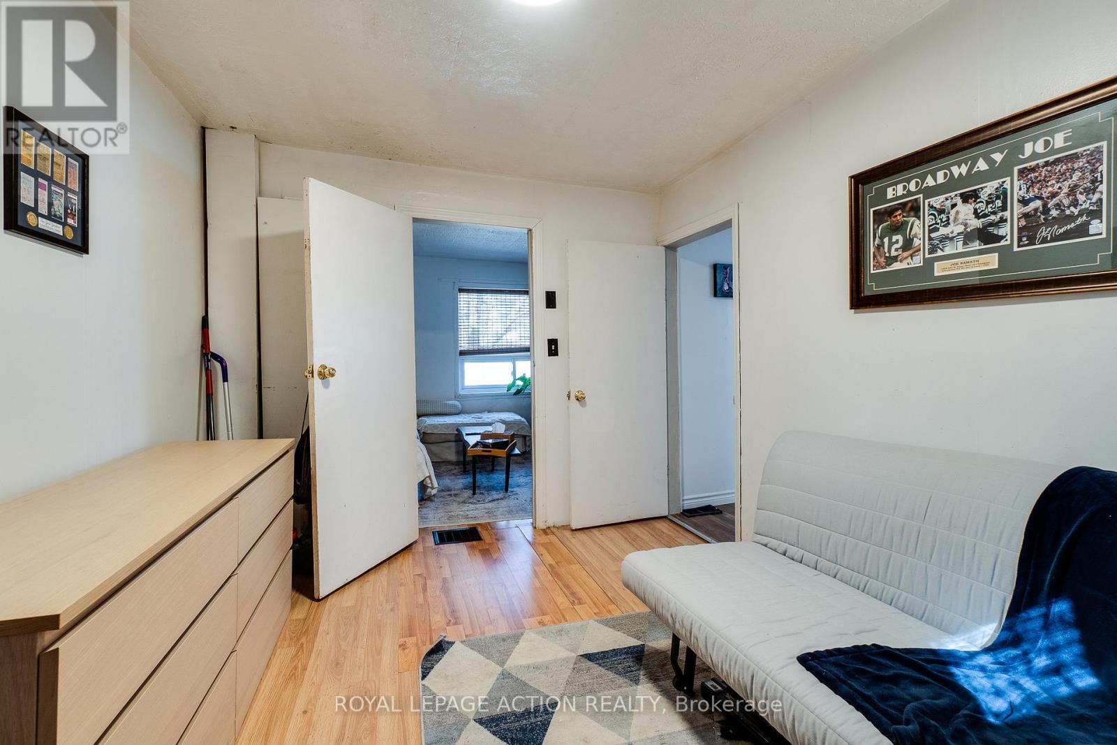 17 Drummond Street, Brantford, Ontario  N3S 5Z2 - Photo 9 - X12954090